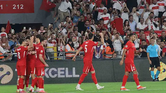 Türkiye İzlanda'yı Kerem'le geçti