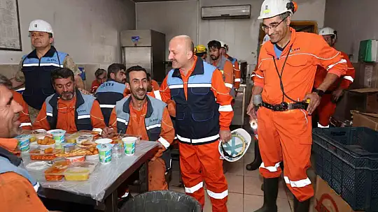 Adıyaman Valisi Varol, maden ocağında incelemelerde bulundu