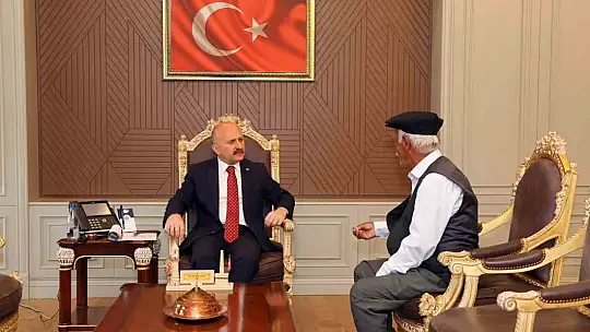 Vali Varol vatandaşların taleplerini dinleniyor