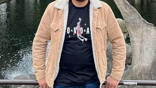 Vefat eden mühendisin adına YKS öncesi simit ve ayran dağıtıldı