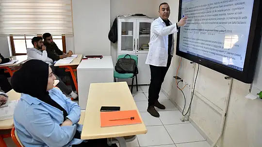 Yeşilyurt'ta öğrencilere ara tatilde ücretsiz LGS ve DYK hazırlık kursları