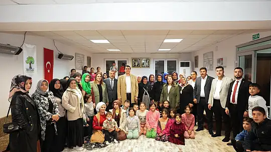 Yılmaz'a Kozluyazı'da miting gibi karşılama