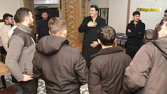 Yılmaz, tarihi mahallelerde esnaf ve vatandaşlarla buluştu