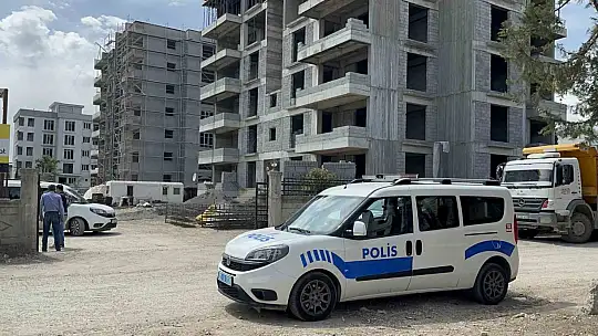 Yüksekten düşen işçi ağır yaralandı