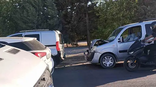 Zincirleme trafik kazasında 1 kişi yaralandı