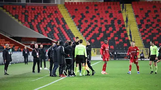 Ziraat Türkiye Kupası: Gaziantep FK: 0 - Kocaelispor: 0 (İlk yarı)