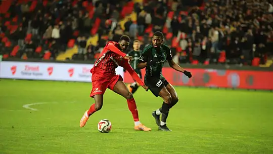 Ziraat Türkiye Kupası: Gaziantep FK: 0 - Kocaelispor: 0 (İlk yarı)