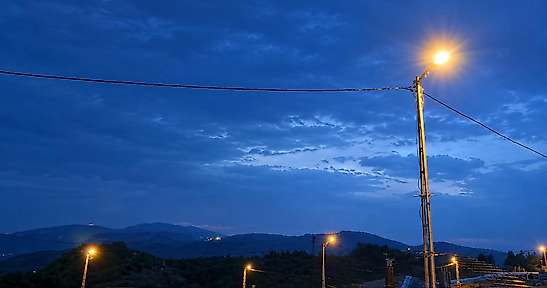 Adıyaman Gölbaşı'nda Şimşekler Geceyi Gündüze Çevirdi