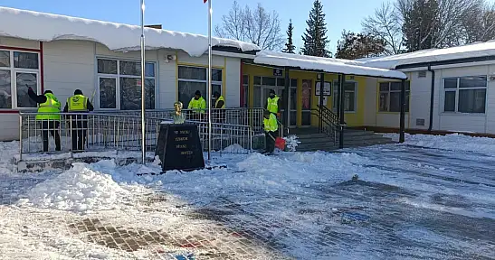 Başkan Yıldırım: Önceliğimiz her zaman evlatlarımız