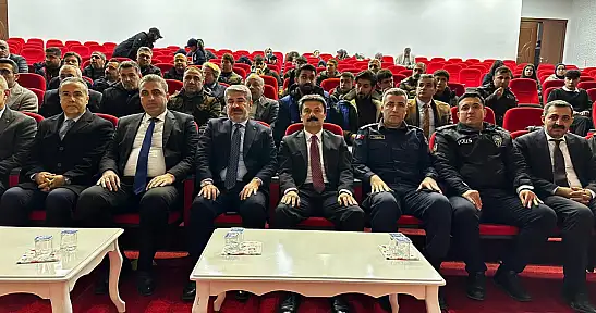 Besni'de 6 Şubat Depremleri anma programı düzenlendi