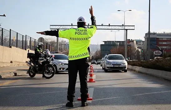 2025 yılı trafik cezaları fiyatları belli oldu