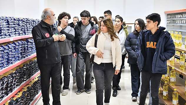 Gençlere yardımlaşma, paylaşma ve toplumsal dayanışmanın önemi anlatıldı
