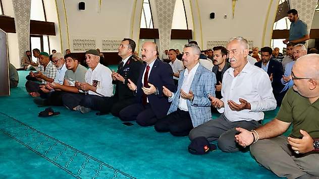 15 Temmuz Şehitleri için Meydan Camii Mevlid-i Şerif Programı düzenlendi