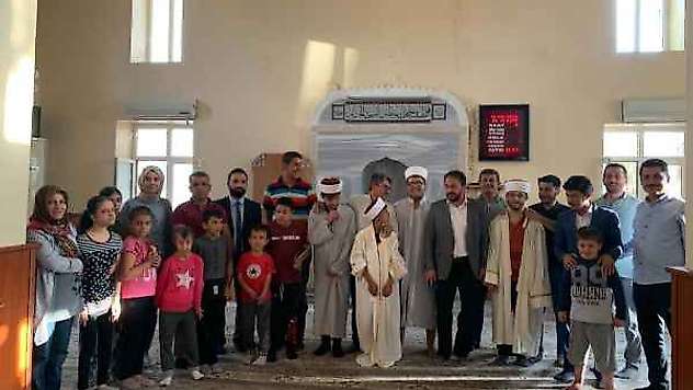 Engelli Öğrenciler Camiyi Ziyaret Edip Ezan Okudu