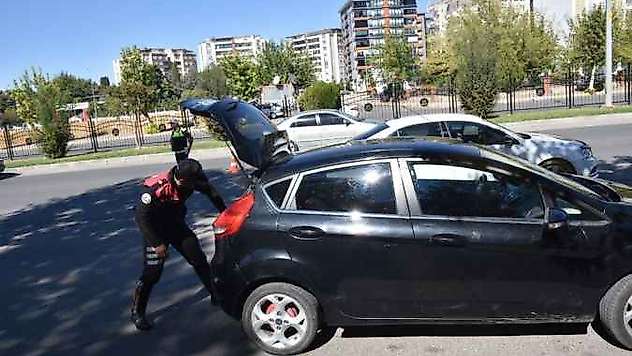 Aranan 9 Kişi Gözaltında