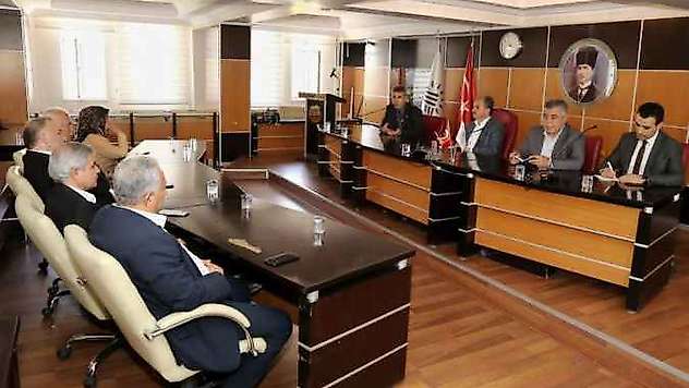 Muhtarlar, Kılınç'ı Ziyaret Etti