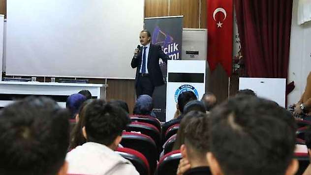 'Derdimiz Gençlik, Dermanımız Gençlik'