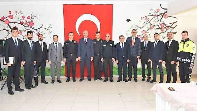 Adıyaman'da başarılı polisler ödüllendirildi