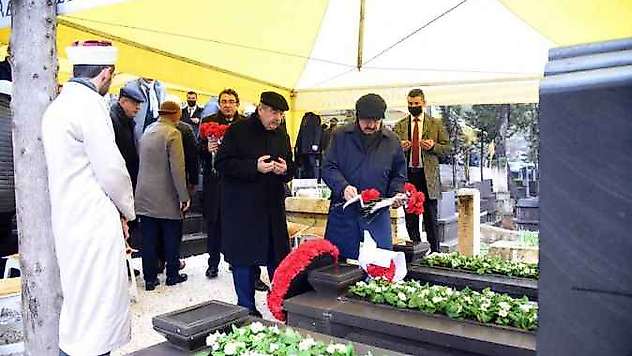 SANKO'nun Kurucusu Sani Konukoğlu, mezarı başında anıldı