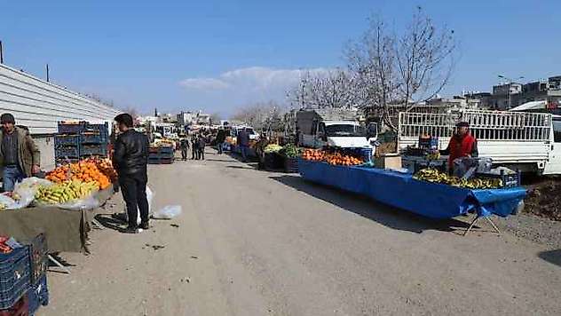 Belediye'den Menderes Mahallesi'ne pazar yeri talimatı