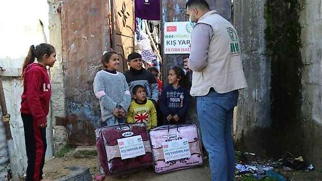 Gazze'de on binlerce ihtiyaç sahibine destek - Videolu Haber