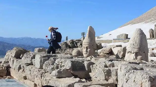 Bakan Ersoy'a Çağrı: Turizm Sezonunu Nemrut'ta Açın