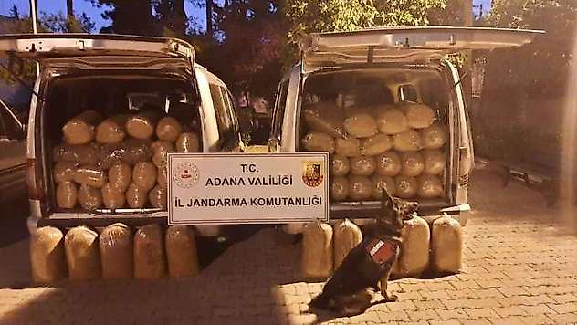 Kıyılmış Tütün İle Kaçak Sigaraya 3 Gözaltı