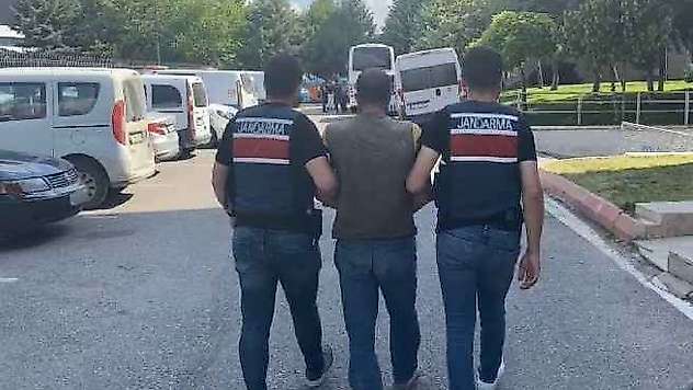 Jandarmadan uyuşturucu ve kaçakçılık operasyonu: 1 şahıs tutuklandı