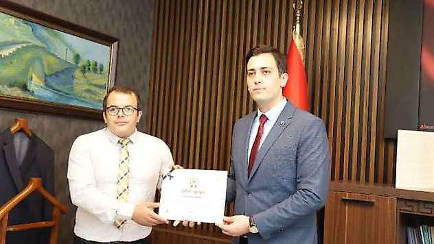 Adliye personeline takdir belgesi