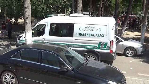 Ağabeyini Uykuda Öldürdü