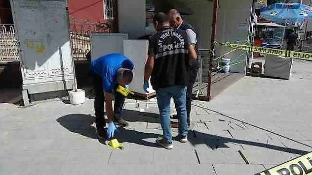 Husumetlisini İş Yerinde Pompalı Tüfekle Vurdu