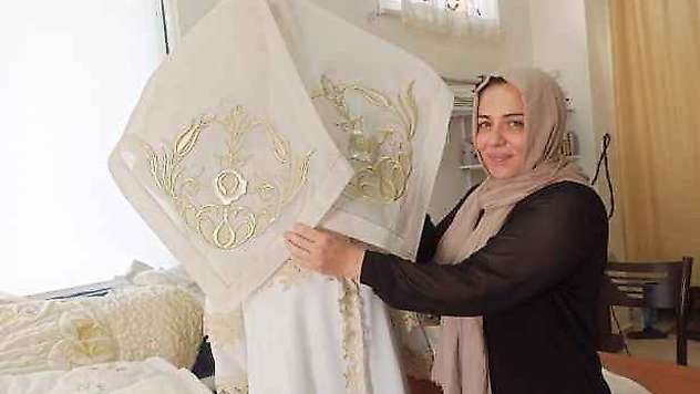 Bileziğini satıp iş kuran 3 çocuk annesi, 15 kişiye istihdam sağladı