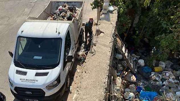 74 yaşındaki adam çöp evde ölü bulundu