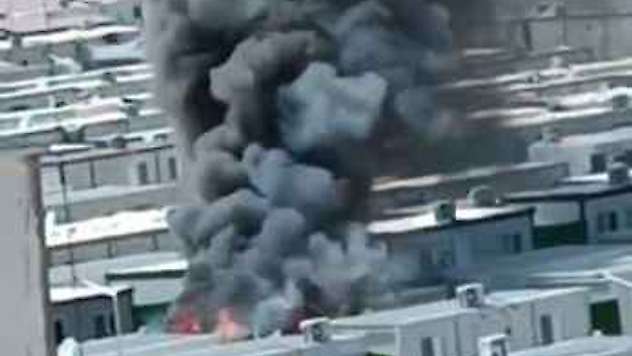 Adıyaman'da Konteyner Kentte Korkutan Yangın