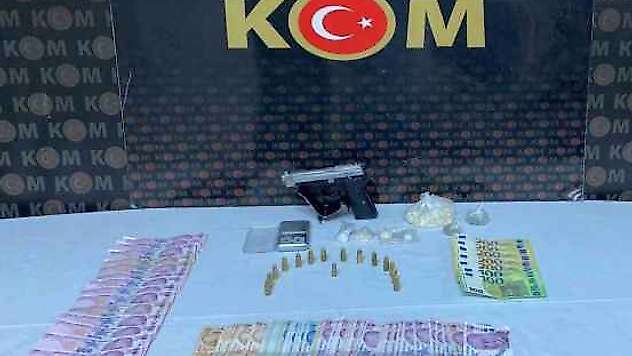 110 Bin Kaçak Makaron Ele Geçirildi