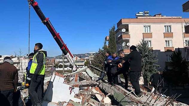 Milletvekili Alkayış 'Deprem Şehitlerimizi Rahmetle Anıyoruz'