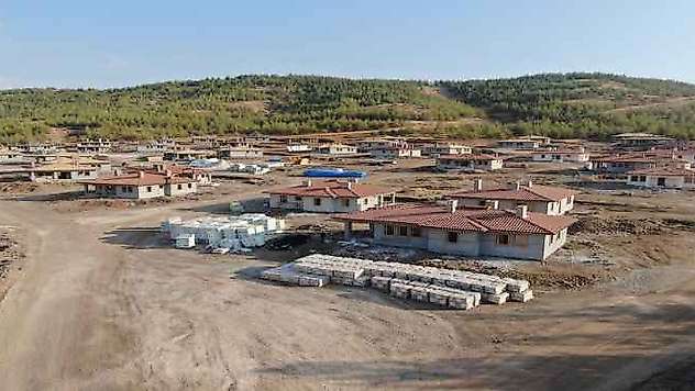 Gaziantep'te 7 köyde 310 köy evi projesinin yüzde 70'i tamamlandı.