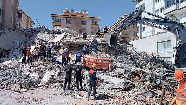 Kepçe Operatörünün Ölümüne Sebep Olan Bina Yıkım Görüntüleri Ortaya Çıktı
