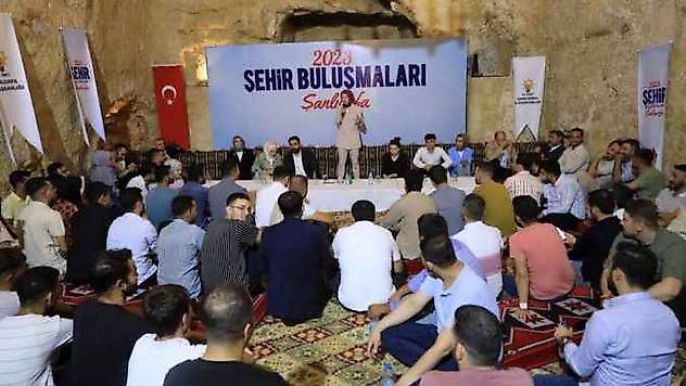 Bakan Göktaş: 'Depremin açtığı yaraları sarmaya devam ediyoruz'