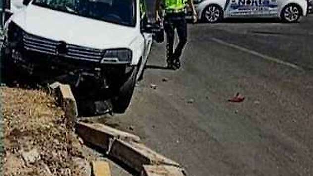Trafik Kazası: 3 Yaralı