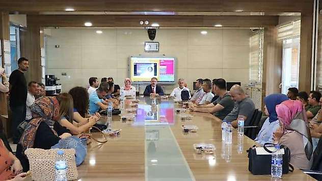 İl Milli Eğitim Müdürü Tosun Öğretmenlerle Bir Araya Geldi