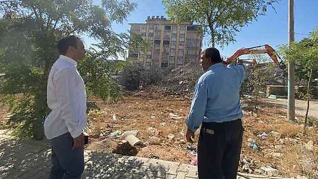 Kaymakam Partal, Bina Yıkımlarını Yerinde İnceledi