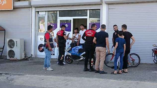 İş Yerinde Bıçaklı Kavga: 2'si Ağır 3 Yaralı