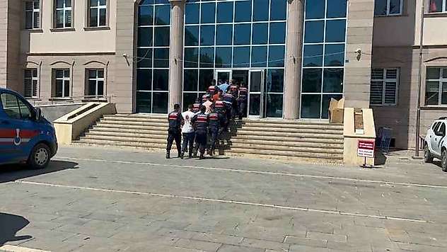 TCDD'den Kablo Çalan Hırsızlara Suçüstü
