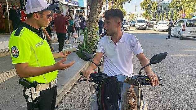 Motosiklet Sürücülerine Yönelik 'Kask' denetimi yapıldı