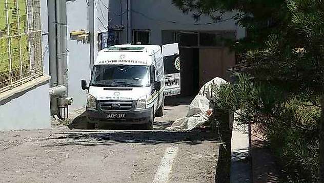 27 Yaşındaki Genç, Göğsünden Silahla Vurulmuş Halde Bulundu