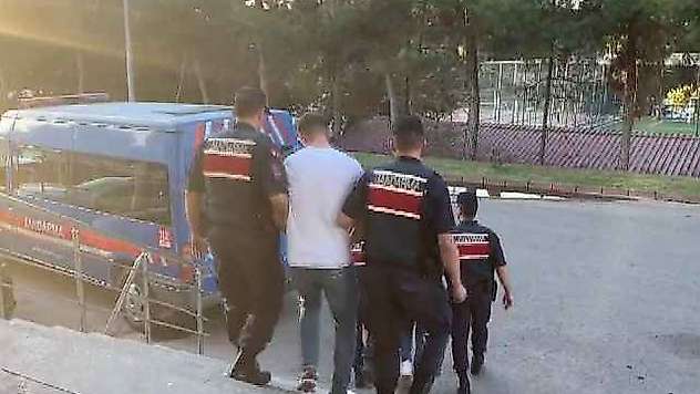 Jandarmadan Göçmen Organizatörlerine Operasyon