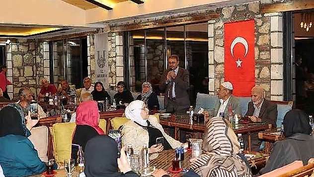 Vali Şıldak 'Büyüklerimiz Baş Tacımız'