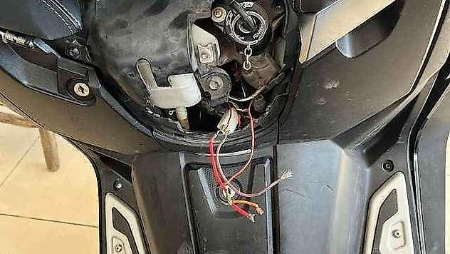 Kaza yerinden çalınan motosiklet bulundu