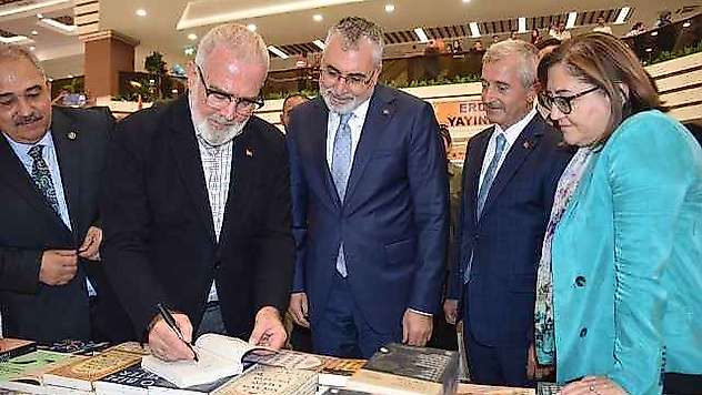 Şahinbey Belediyesi'nin 6. Kitap Fuarı Kapılarını Açtı
